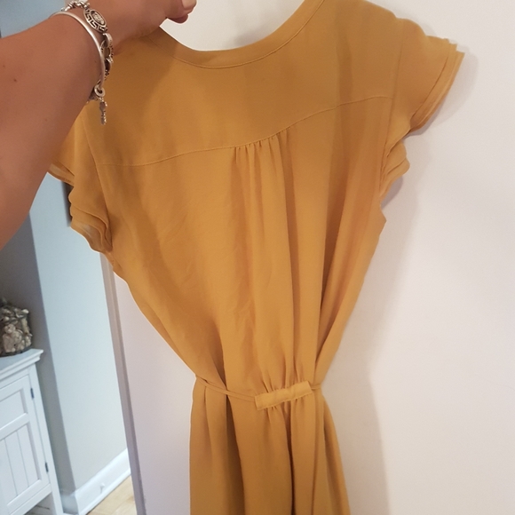 Dress - Picture 2 of 4